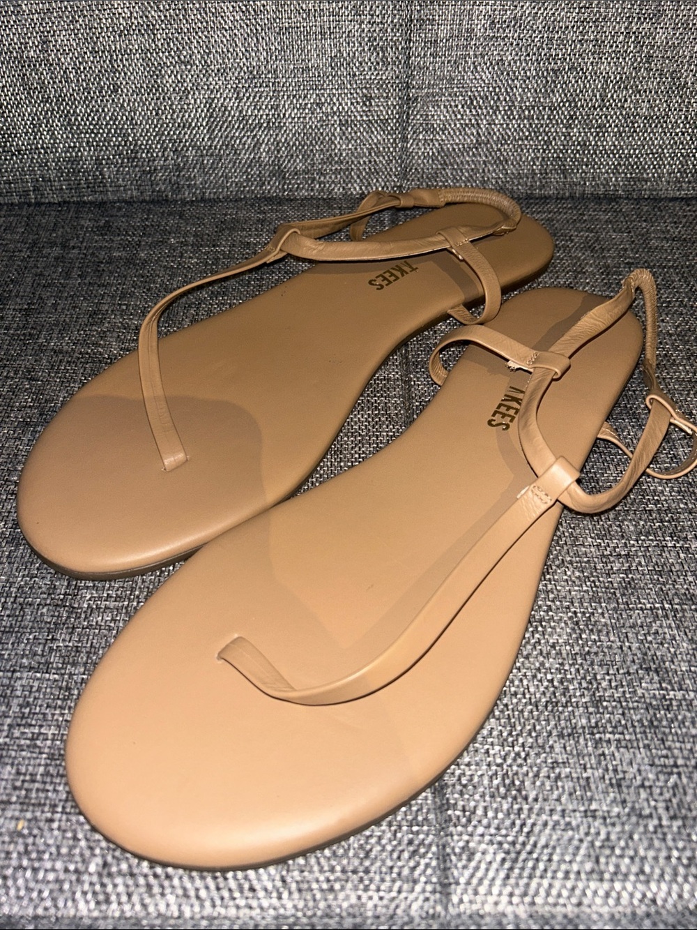 NEW - TKEES Smooth Nude T-Strap Leather Sandals - Picture 2 of 8